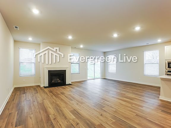 3rd image of 2150 Daniel Johnson Way