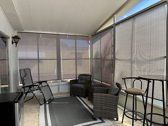 5th image of 20 Luana Ct