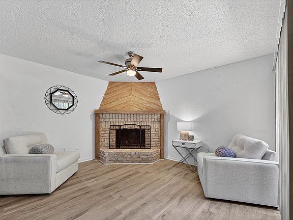 5th image of 5626 Preston Oaks Rd APT 36B