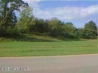 136 Hillwood Dr, Lake City, MN 55041