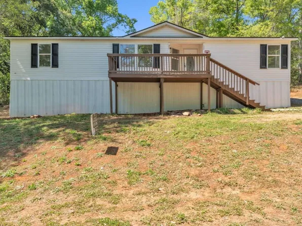 360 Hawk Hl, Clifton, SC 29324
