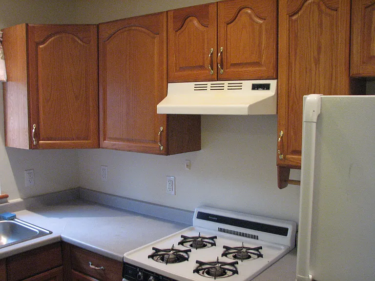 310 Hampden Rd — Photo 7