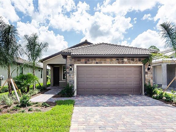 2nd image of 12021 Moorhouse Pl