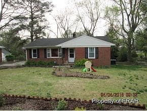2nd image of 1013 Sandalwood Dr