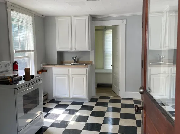 (undisclosed Address), Barre, VT 05641