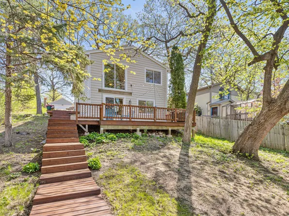 1675 Evergreen Ln N, Plymouth, MN 55441