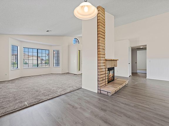 5th image of 3610 Sugarloaf Ct