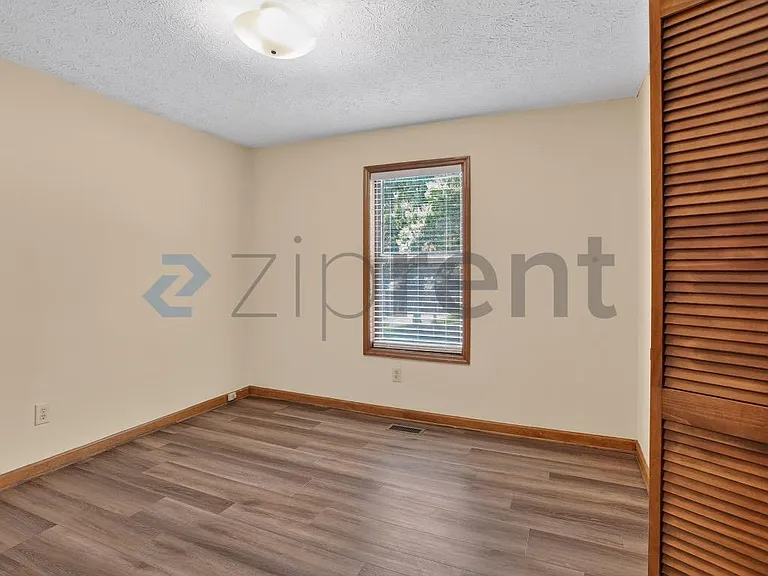 4010 Casa Verde Dr — Photo 17
