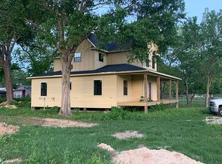 10002 Wilma Ln, Beach City, TX 77523