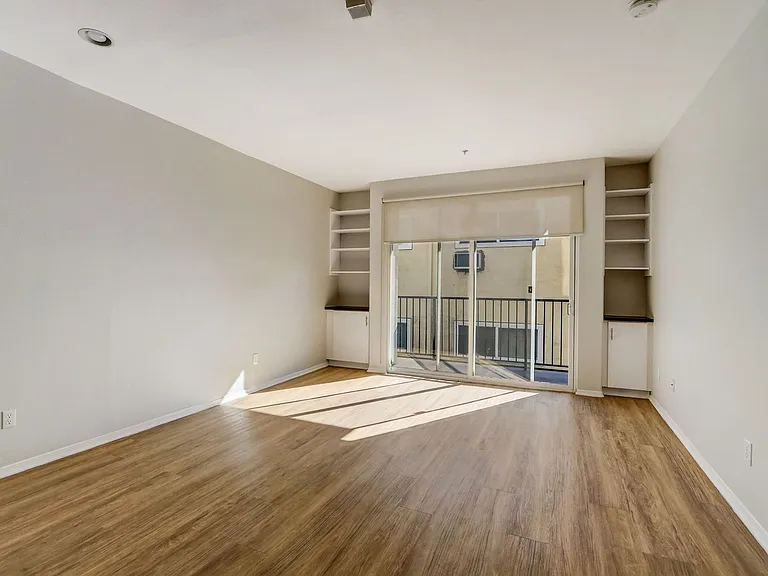 2820 Sawtelle Blvd — Photo 22