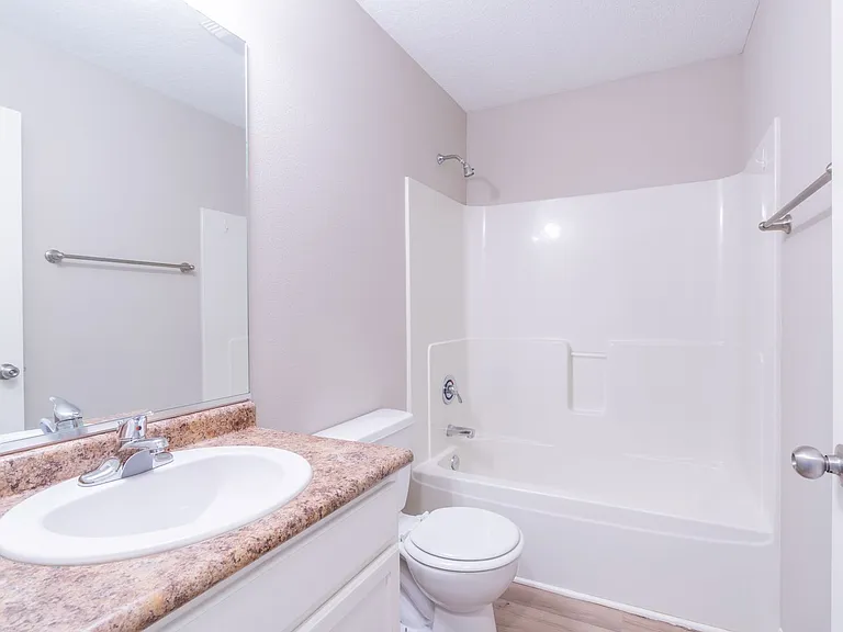 6879 Daniel Defoe Dr — Photo 35