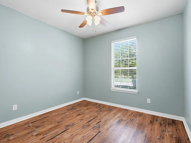 3011 Clear Springs Dr — Photo 24