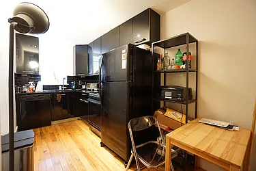 Rented by Rennit Inc.