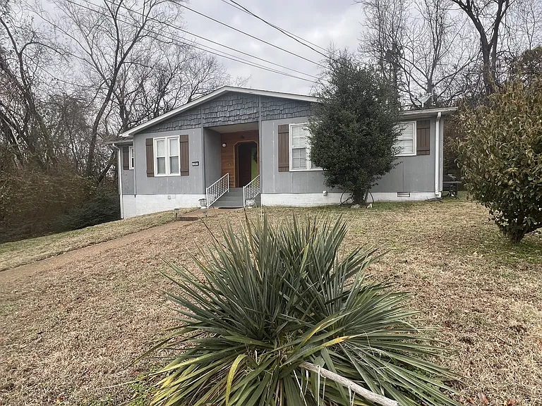 2301 Dalebrook Ct #B — Photo 10