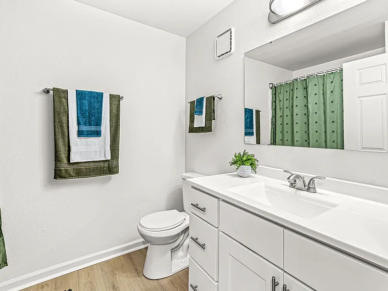 Arborwood Apartments — Photo 18