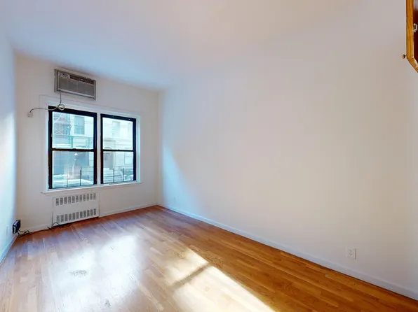 302 East 90th Street image 1 of 6