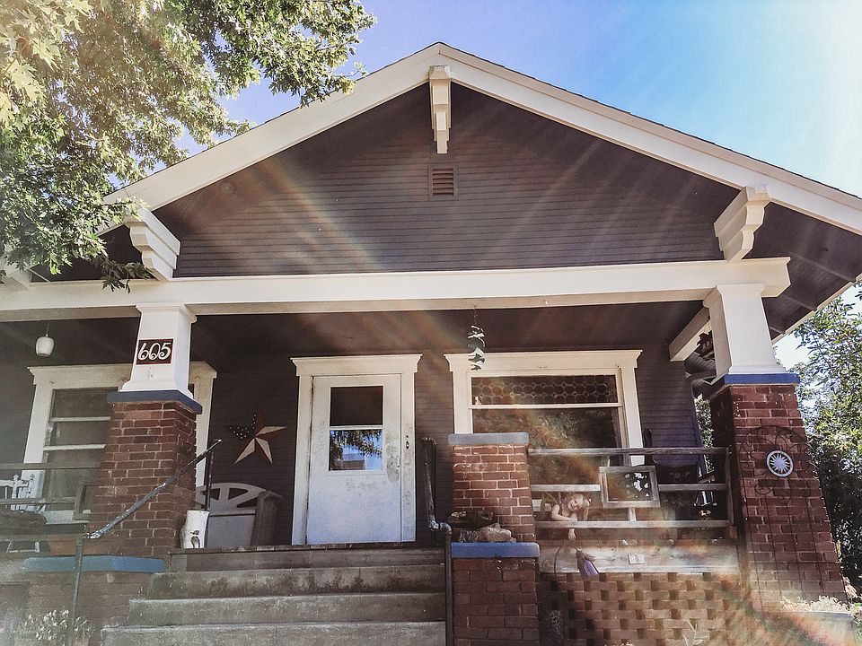 1st image of 605 Omaha St