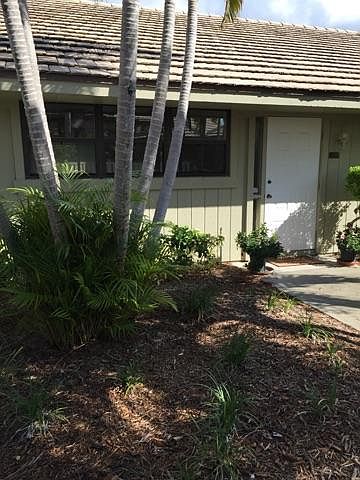 1st image of 1127 E Seminole Ave APT 18D