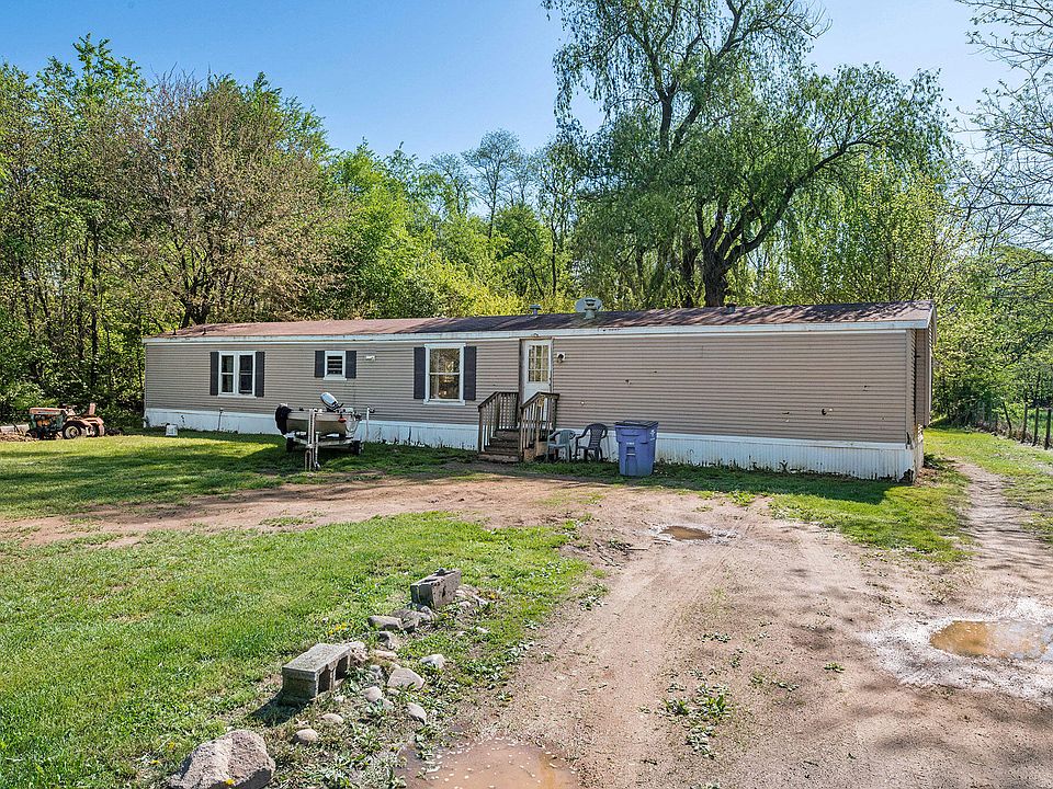 2nd image of 57371 Ivy Ln
