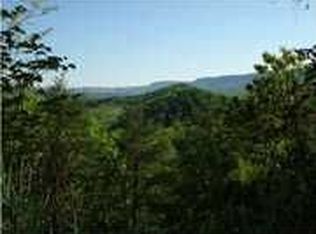 368 Crow Gap Rd, Chickamauga, GA 30707