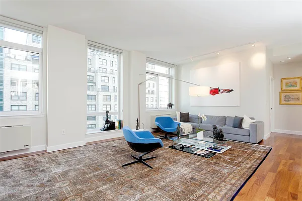 Sold by Douglas Elliman | media 15