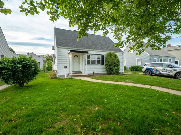 31 PENINSULA Boulevard, Valley Stream, NY 11581