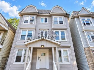 249 Amherst St #1R, East Orange, NJ 07018