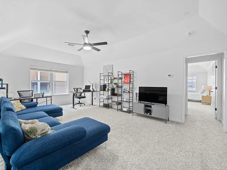 5425 Nolda St — Photo 32