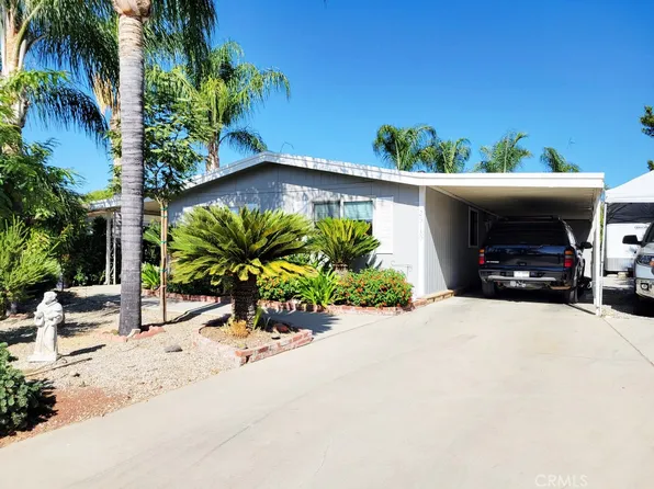 25130 E Posey Dr, Hemet, CA 92544
