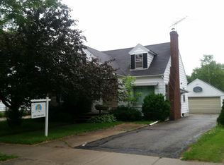 1204 S Kernan Ave, Appleton, WI 54915