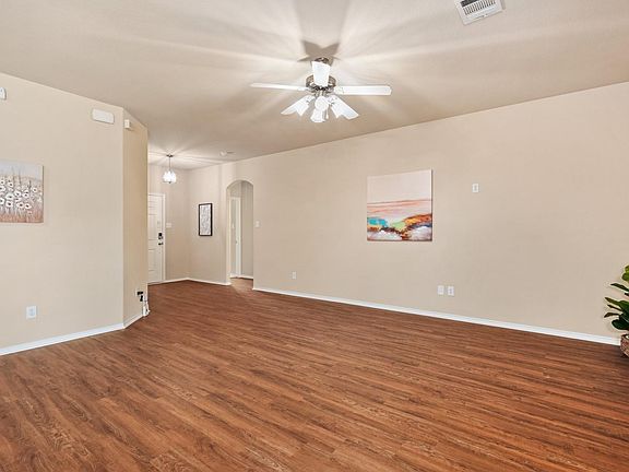 5th image of 1006 Lancashire Ln #1