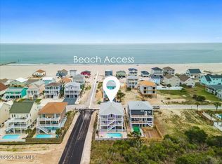 447 E 4th St, Ocean Isle Beach, NC 28469