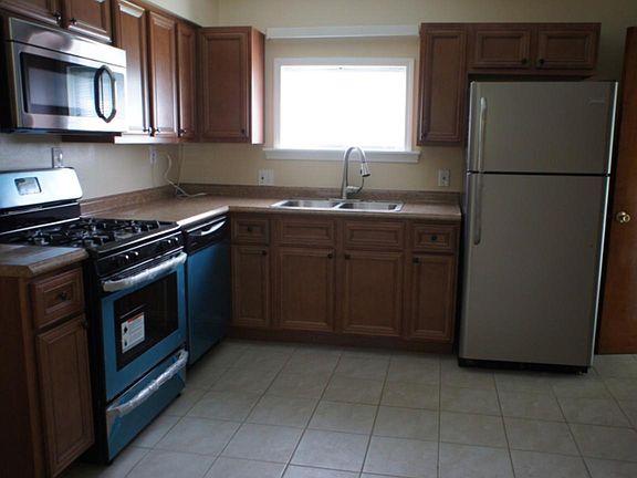 2nd image of 9101 E Milton Ave