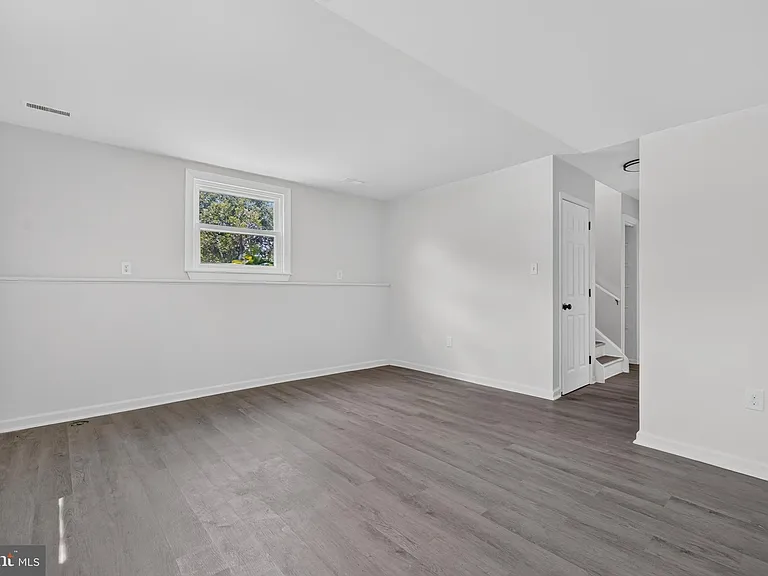 150 Fairway Rd — Photo 20
