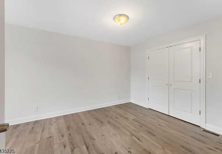 335 Henry St #3 — Photo 16