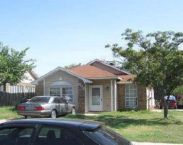 1st image of 902 Haynes Dr