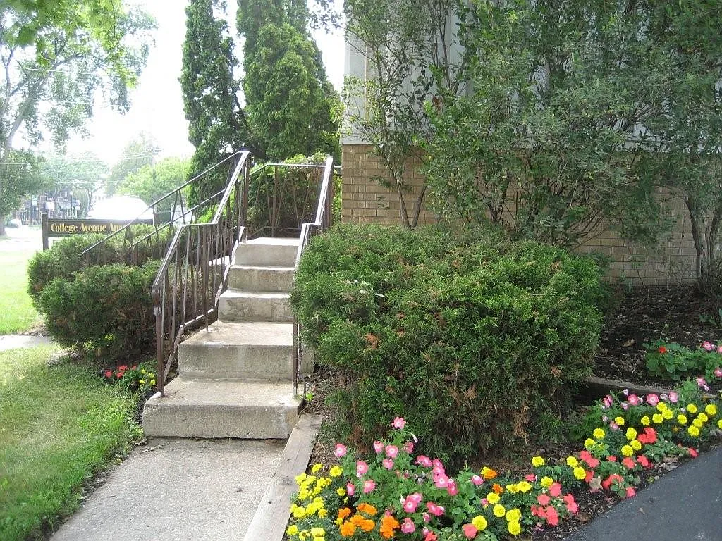 College Avenue Apartments, Inc. — Photo 2