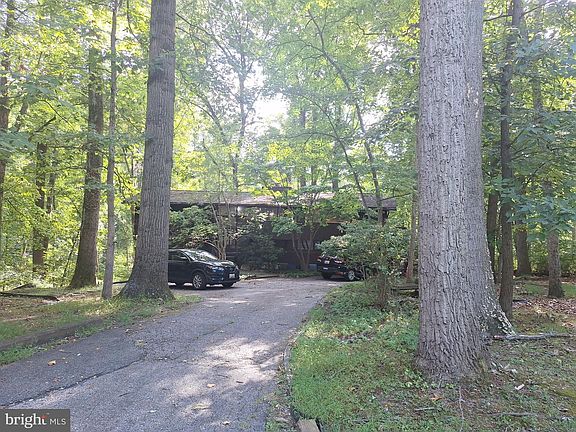 4th image of 11412 Marbrook Rd