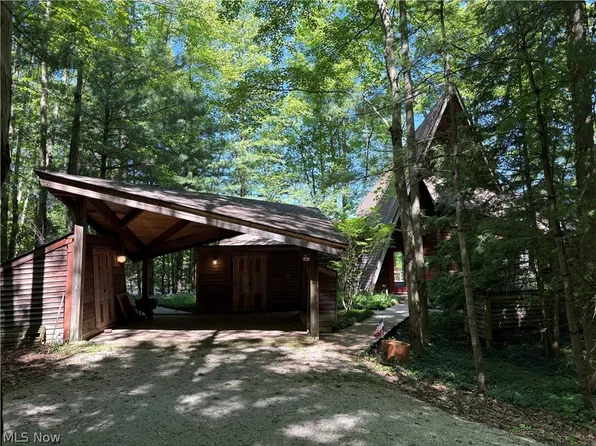 2325 Plum Point, Roaming Shores, OH 44084