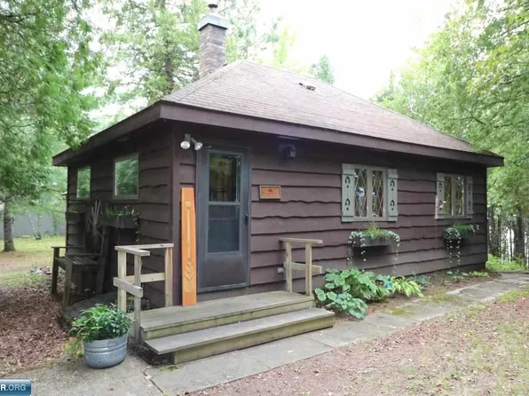 7367 Ely Lake Dr, Eveleth, MN 55734