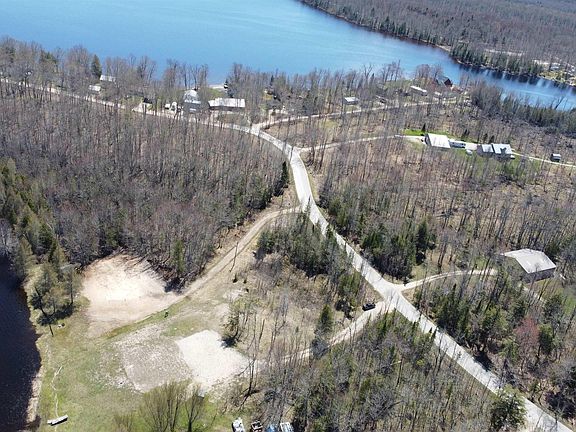 2nd image of Long Point Rd