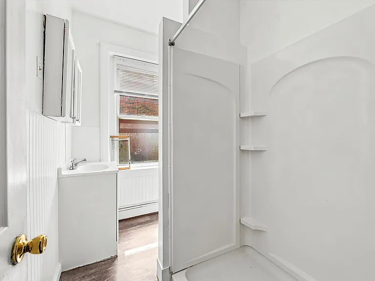 121 Sharpless St — Photo 14