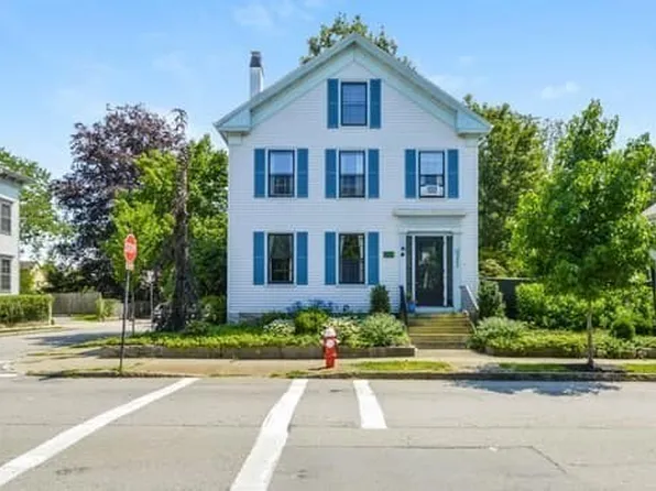 352 Union St, New Bedford, MA 02740