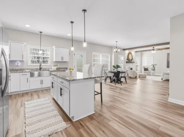 2034 Ireland Way, Clarksville, TN 37042