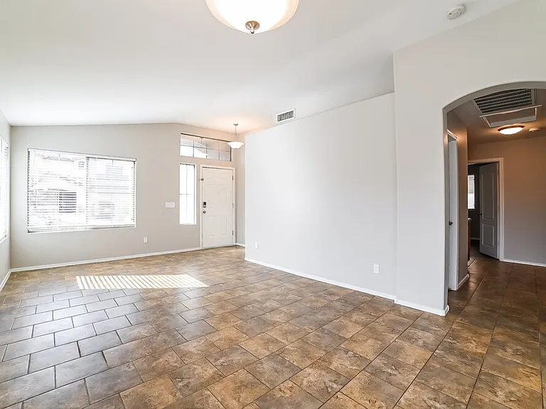 3510 W Thurman Dr — Photo 8