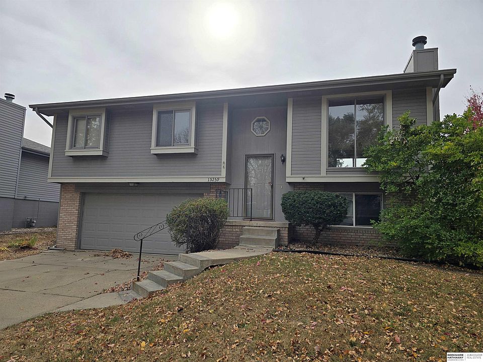 1st image of 15259 Ontario St