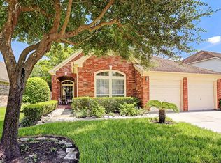 12310 Mardi Gras Dr, Houston, TX 77014