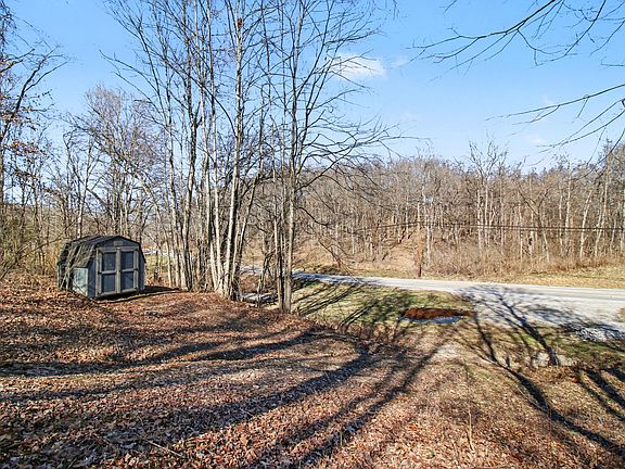 4th image of 3827 Pruett Rd