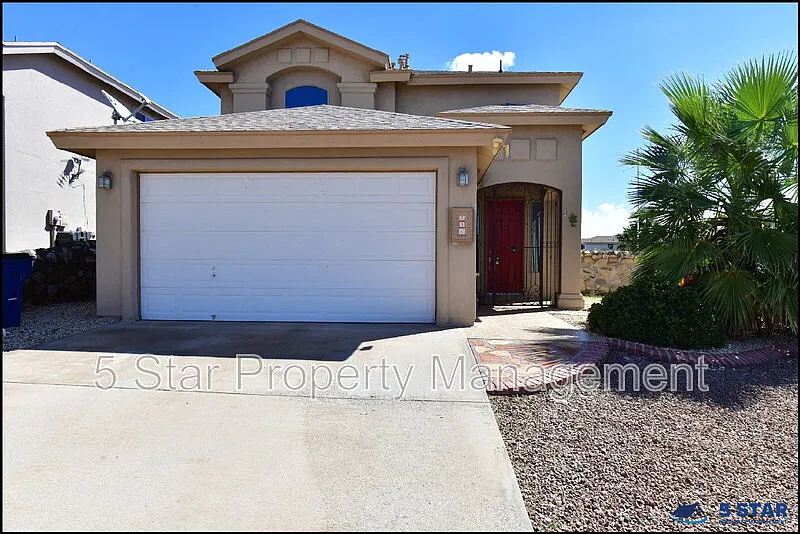 4 bed, 2.0 bath, 1752 sqft, $1,875 — Photo 3