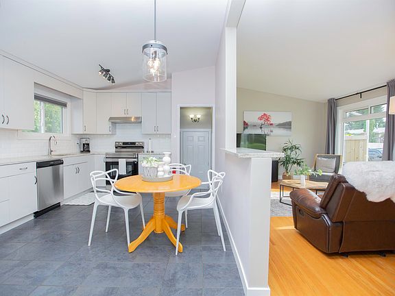 5th image of 9107 58th St NW